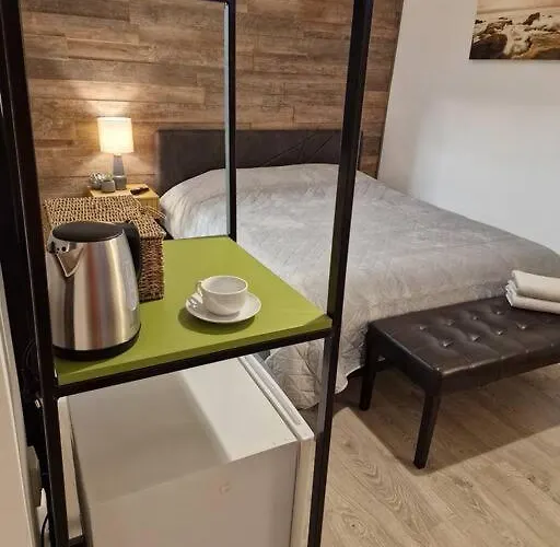 Ultra Bohemian 4 Apartment